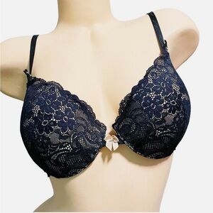 Victoria's Secret Angels Air Push-Up Bra